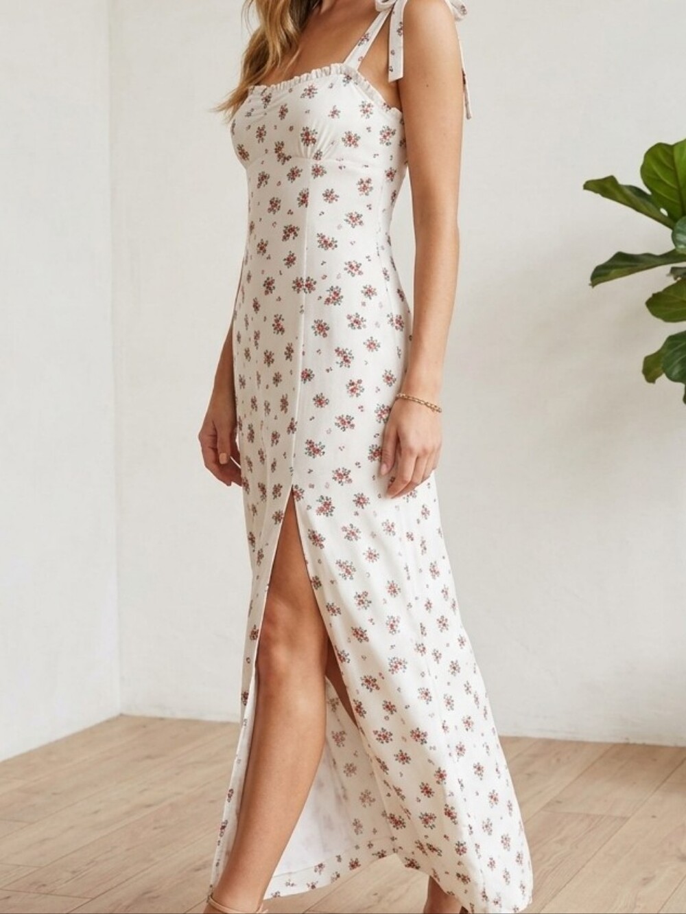 Zara Cream Floral Femine Maxi Dress Adjustable Straps Sz Size Large L